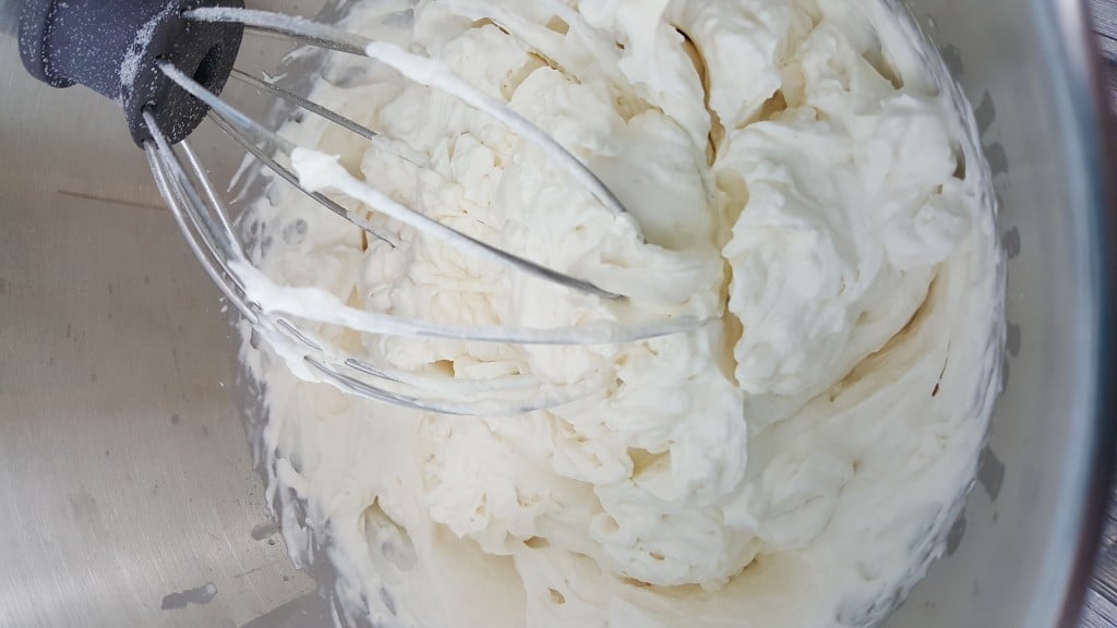 easy homemade whipped cream