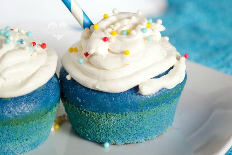 blue velvet cupcakes recipe