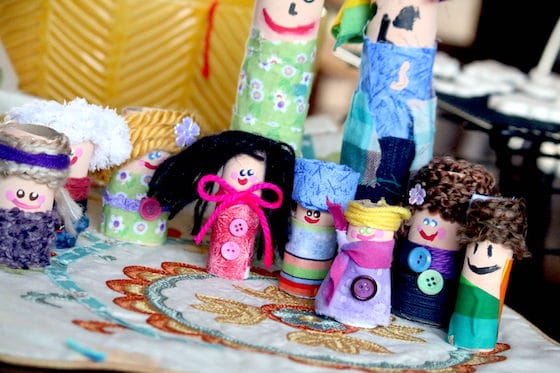 dolls made form toilet paper rolls