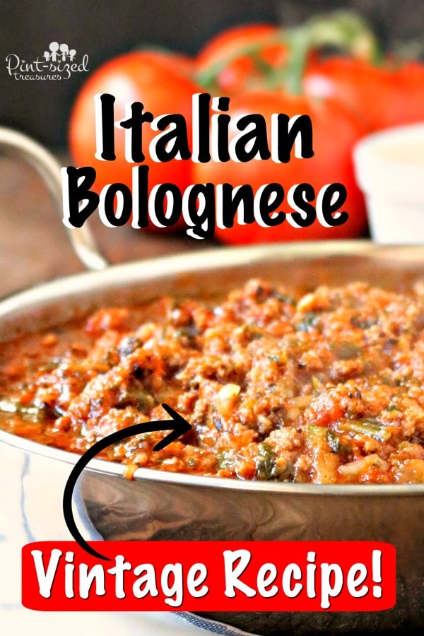 bolognese sauce simmering