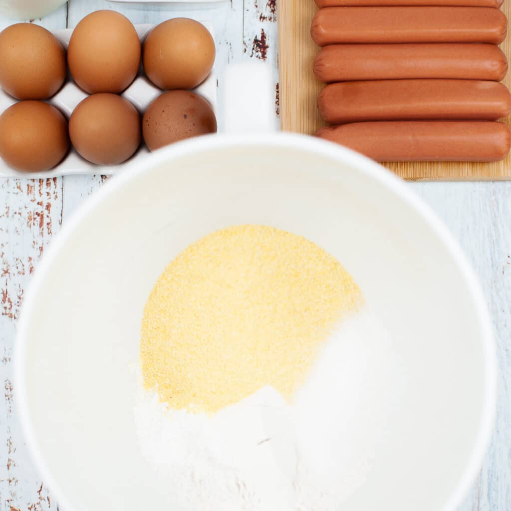 flour and cornmeal mixture for homemade corn dogs