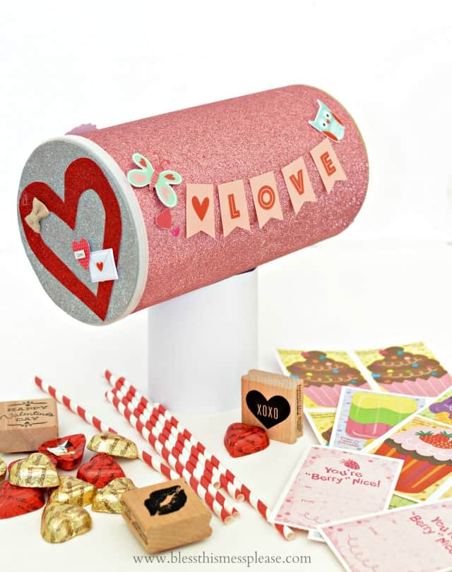 easy Valentine's day mailbox kids can make