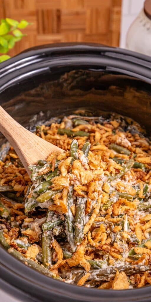 easy slow cooker green bean casserole for holidays