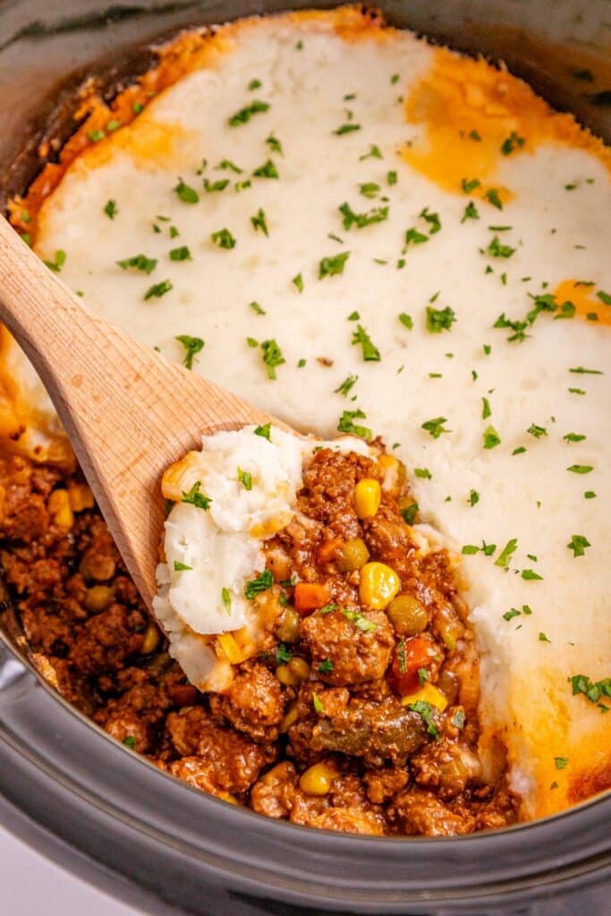 spoonful of slow cooker shepherd's pie