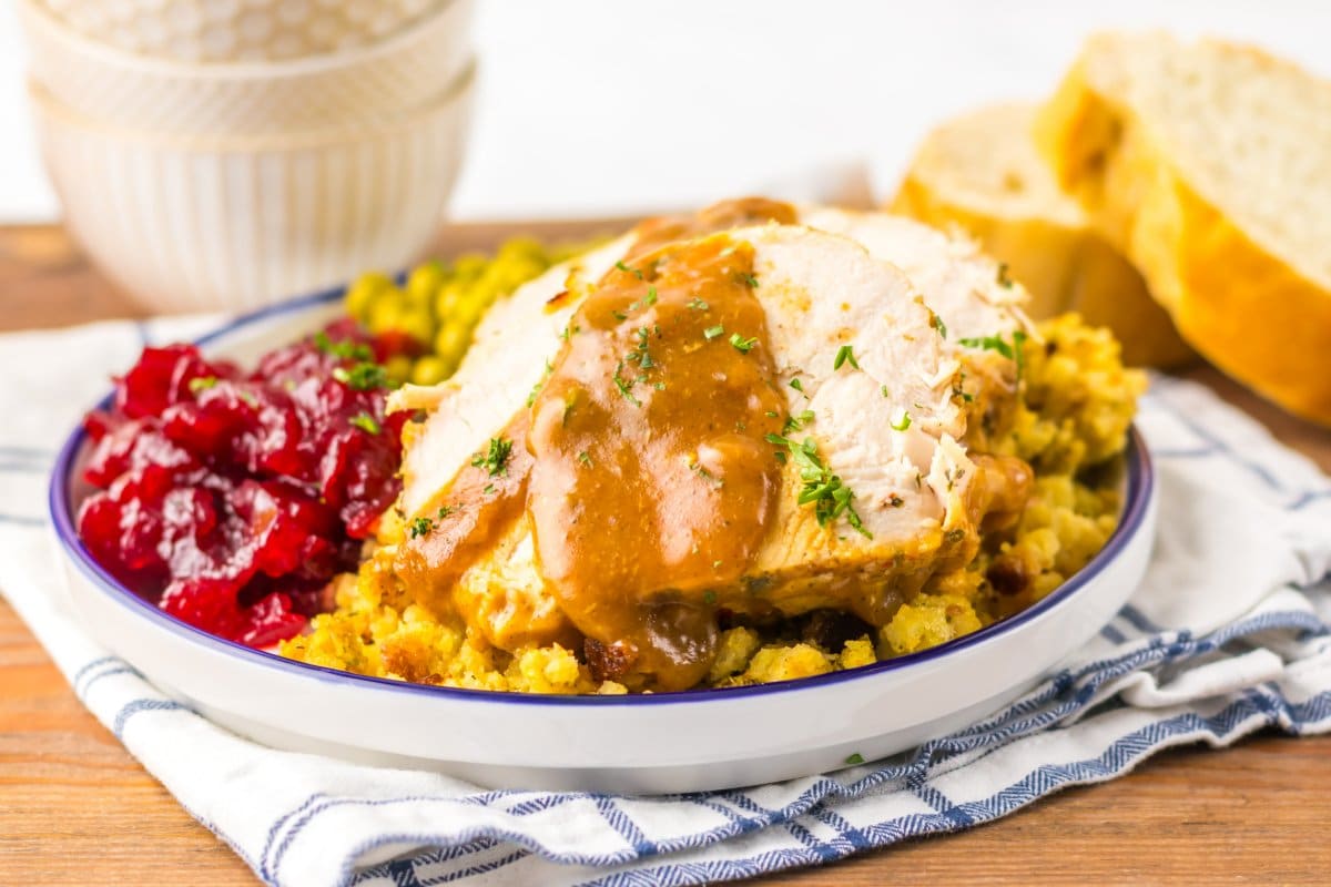 slow cooker turkey and gravy