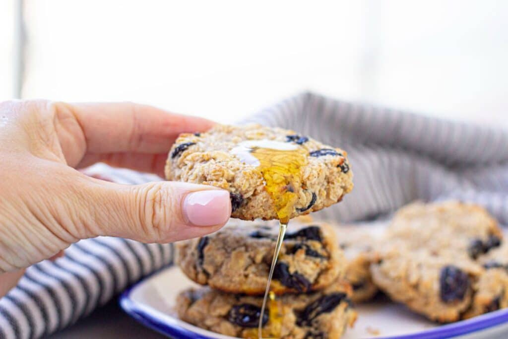 easy vegan oatmeal cookies that are gluten and dairy free